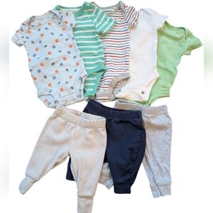 Bundle (8) Carter's Size Newborn Bodysuit and Pants Onesies